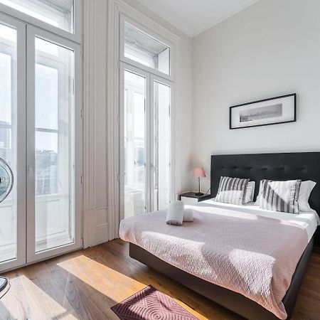Guestready - Bright Apartment Near Bolhao Porto Bagian luar foto